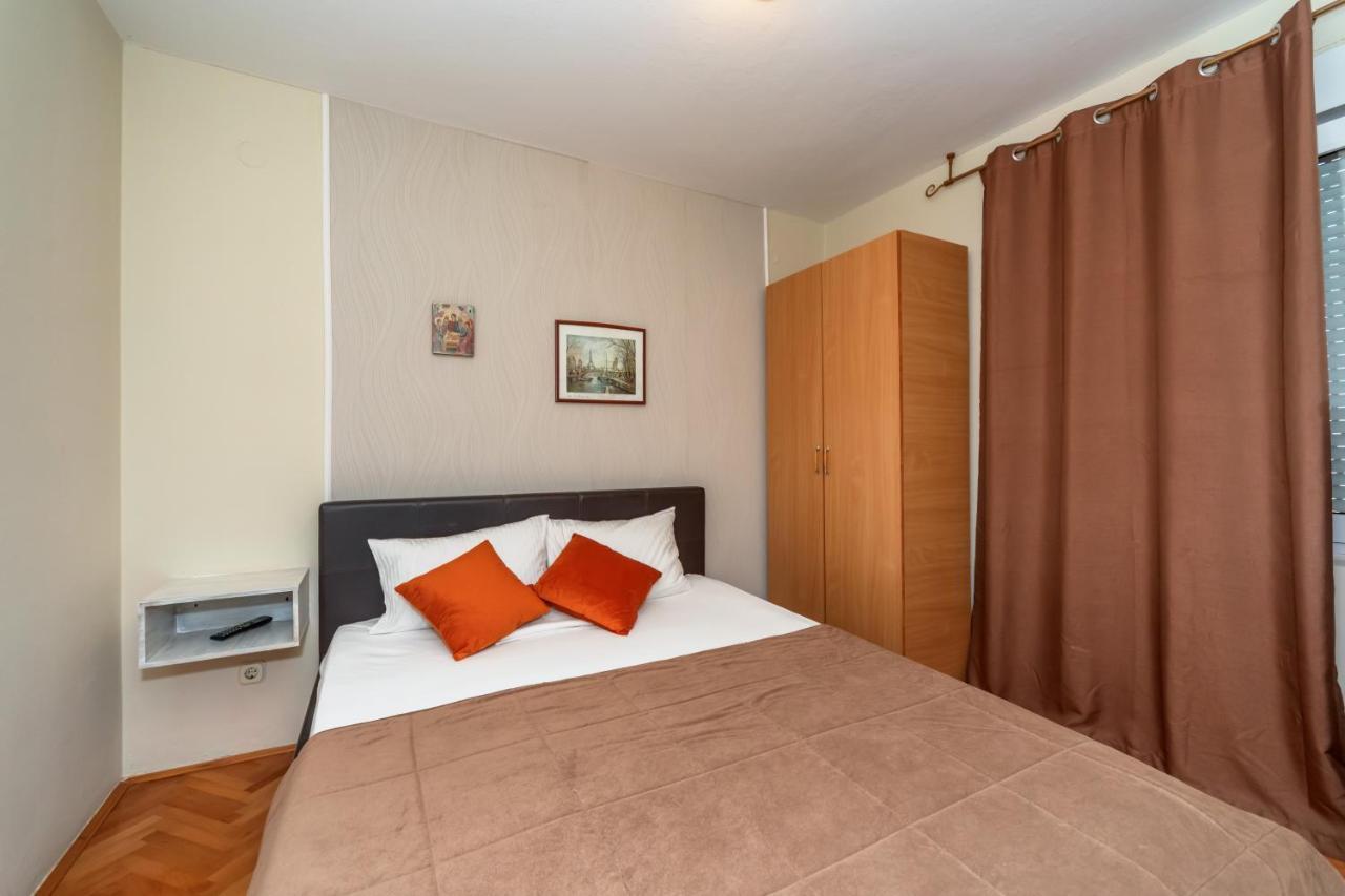 Apartments Pod Lozom With Seaview Petrovac Стая снимка